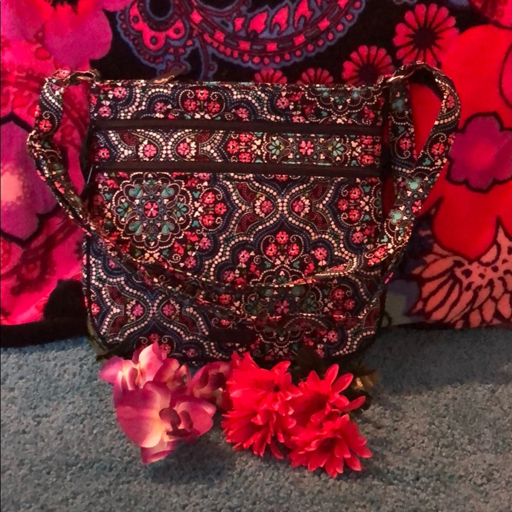 Bnwot❤️ Disney vera bradley tripple zip